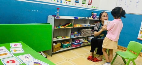 Phát triển ngôn ngữ cho bé qua các hoạt động học tập