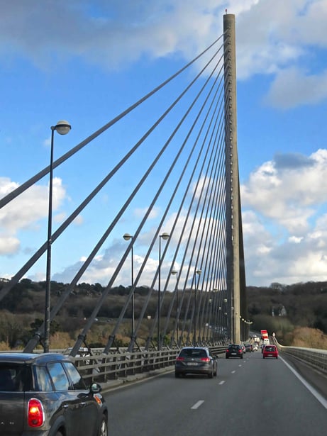 en route pour Lorient avec les convois du Cirque d'hiVer Bouglione et Joël Rehde en 2016