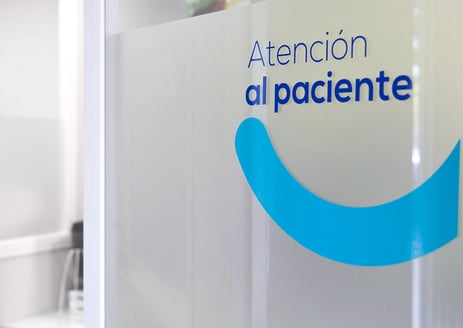 mejor clinica para implantes dentales