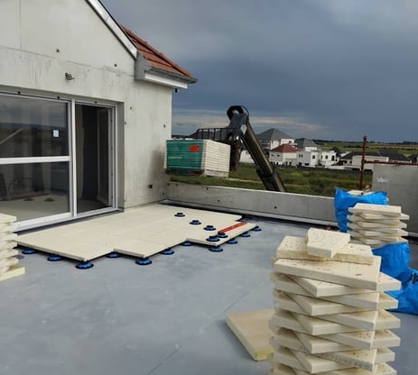Terrasse, dalle sur plot