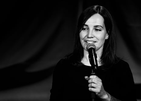 Britta Kah - Poetry Slammerin Workshops Kreatives Schreiben