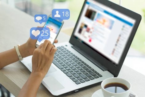 Social-Media-Handling