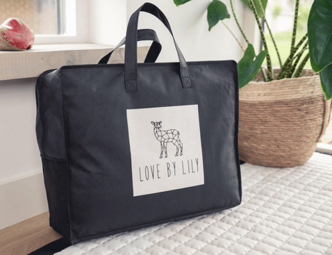 Groot-speelkleed-love-by-lily-opbergtas