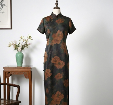 The perfect combination of Xiangyunsha and cheongsam