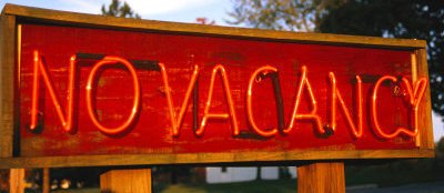 No vacancy neon sign
