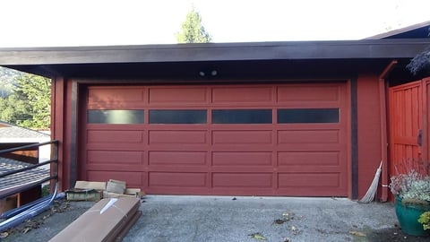 garage door before replacement.