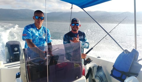 Boat Coral Expeditions Costa Rica