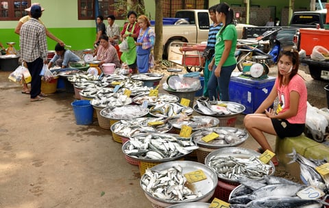 marché du Wat Tham SIng
