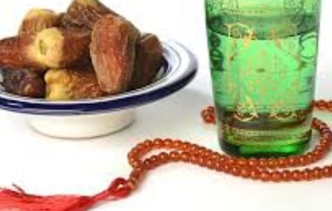 الصيام التطوعي اضطرابات النظم القلبى الفوائد والمخاطر