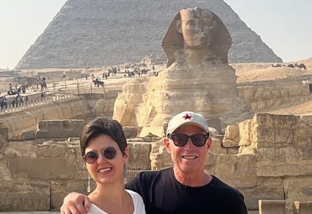cómo llegar a las pirámides de Guiza, transporte en El Cairo, tours en Egipto.
