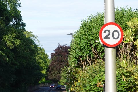 20 mph speed limit on Campbell Avenue