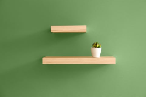 estanterias_flotantes_en_una_pared