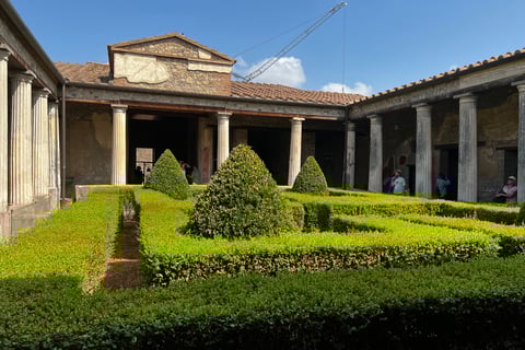 casa romana com jardim