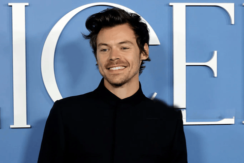 Harry Styles in custom Gucci suit at the 2025 Grammy Awards