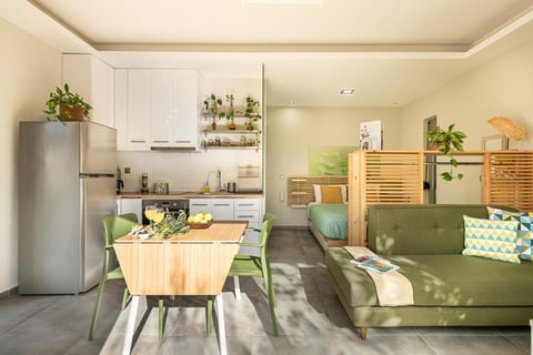small space was optimized through simple biophilic design
