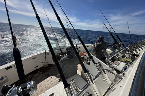 yate-de-pesca-deportiva-horizon-90-cabo-san-lucas-equipo