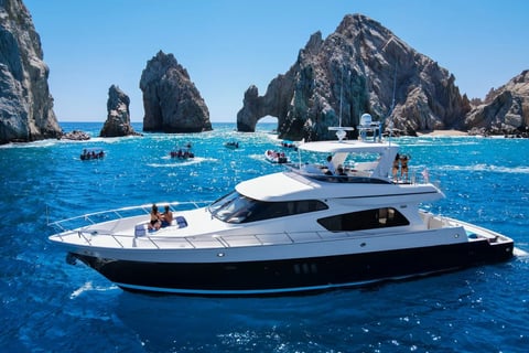 Yate Mckinna 70 en renta cabo san lucas el arco cabo