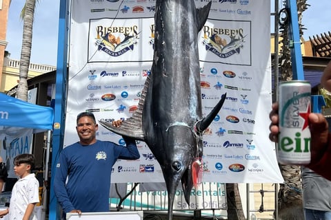 yate viking 44 pesca deportiva cabo san lucas  torneo pesca bisbees marlin ganador