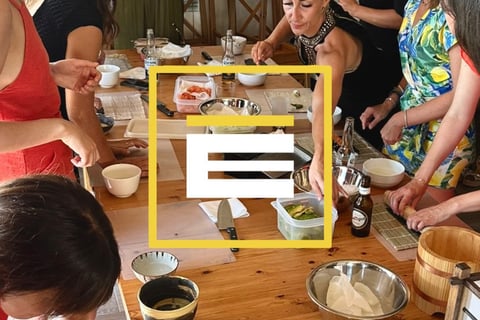 clases de sushi taller de sushi escuela despedida de soltero soltera teambuilding actividad