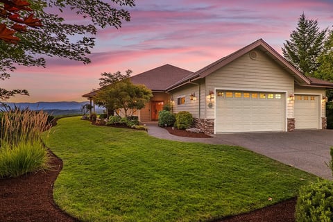 Le Blanc Residence 2,300 s.f.  in Grants Pass, OR