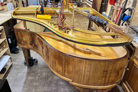 Décadrage piano cadra fonte