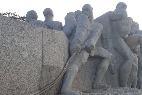 Monumento ás Bandeiras