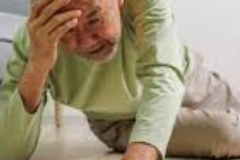 تذكر الأعراض الشائعة بالاختصار FAST