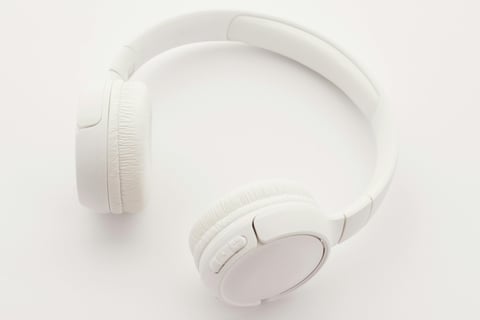 a Bluettoth headphone