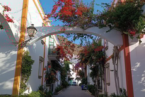 Puerto de Mogan a Gran Canaria