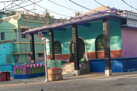 Ekdil Shah Mazar, Barasat