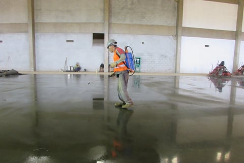 Piso polido com cura quimica