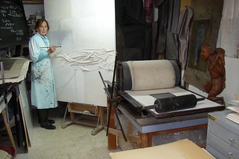 Chava is working in her studio in Omer, Israel.