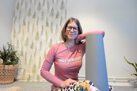 Lärare i återhämtningsyoga Sara Edfast