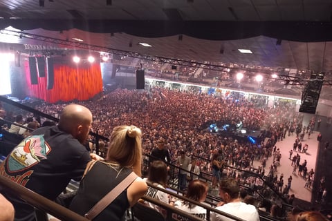 Konzert von Apache 207, Wiener Stadthalle, Mai 2024