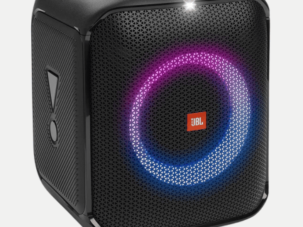 JBL Partybox Encore Essential: som de 100 W, show de luz dinâmico integrado e design à prova de resp