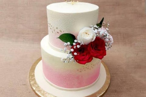 Engagement cake