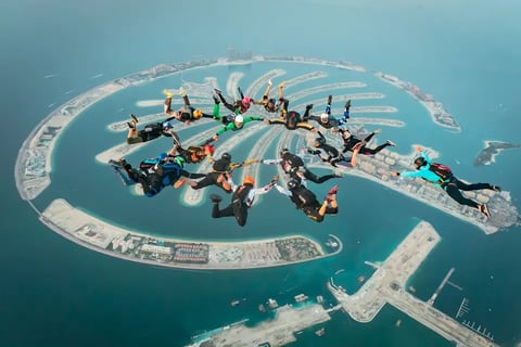 Dubai skydiving