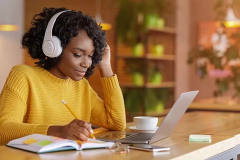 boost-your-productivity-how-white-noise-can-help-you-focus-better