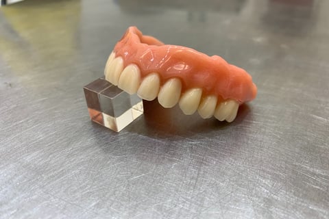 laboratorio dental, completa terminada técnica SEMC