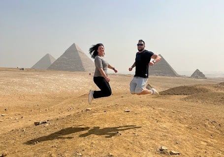 consejos para visitar las pirámides, fotos en Guiza, guías oficiales en Egipto.