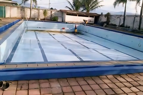 renovasi kolam renang, perbaikan kebocoran pada kola renang