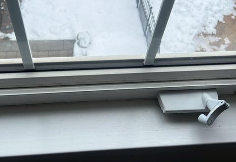 clean window sill