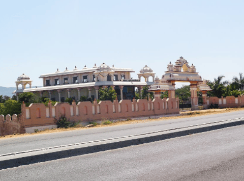 Adhiyamankottai Fort