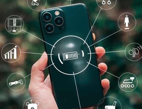 Managing connectivity options like Wi-Fi and Bluetooth on a smartphone