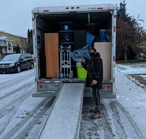 Best affordable reliable movers in Edmonton packing moving truck