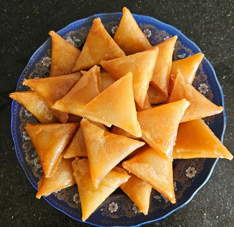 briouates à la pâte d'amande, brick aux amandes