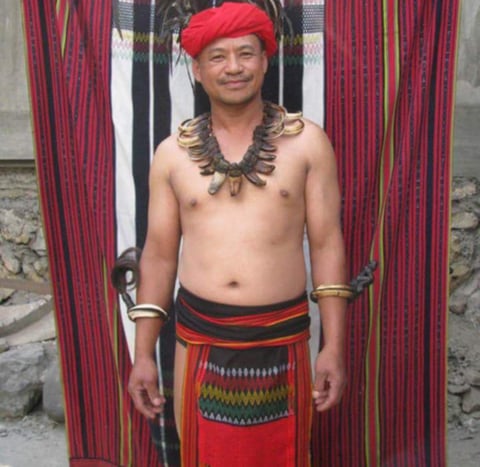 Sagada Elder Archie Sumedca