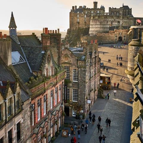 view of edinburgh city and edinburgh castle from diageo claive vidiz place