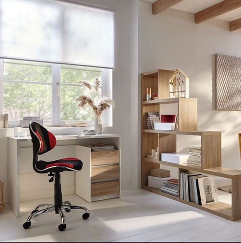Bibliothèque Zoe en escaliers et en bois 