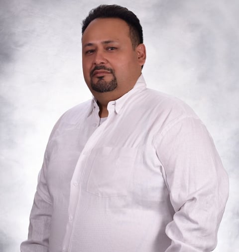 Seguro de Food Truck Agente Danny Ruiz Seguro Del Toro Insurance